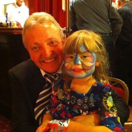 394766_123621164421522_962446598_n